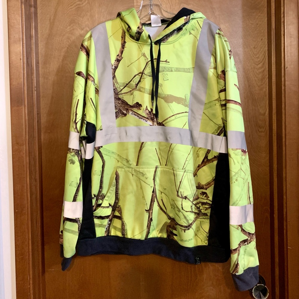 SafetyShirtz Safety yellow and Branches Hoodie with High Reflective Strips